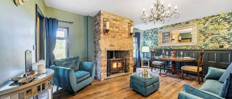 บริเวณนั่งเล่น