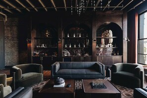 Bar (en la propiedad)