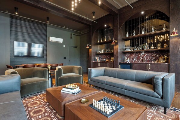 TV, stereo, offices