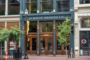 Exterior detail - The Reserve on Main S (Louisville)