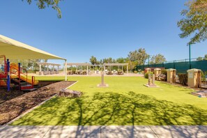 House (4 Bedrooms) | Interior - Private Yard & Fairway View: Phoenix Golf Retreat! (Phoenix)