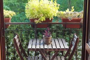 Outdoor dining - Smart working in the Ticino Park. (San Biagio)