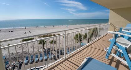 Beach Front Corner Unit - #309 Madeira Norte