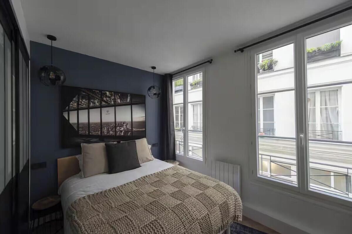 3 bedrooms, desk, iron/ironing board, WiFi