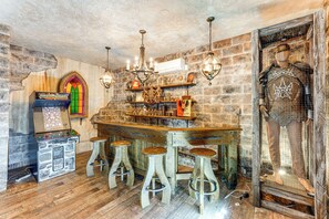 Interior - Themed Rooms, Pool & More! Custom Davenport Villa (Davenport)