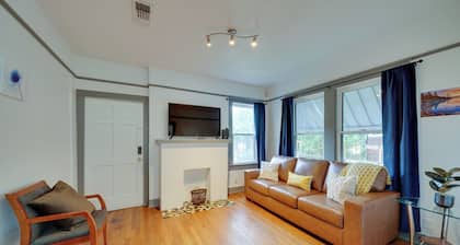 4 Mi to Downtown! Cozy Bungalow in San Antonio