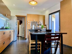 Private kitchen - Sapphire Villa (Cap d'Artrutx)