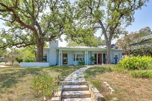 House (3 Bedrooms) | Interior - Walk to Mueller Lake Park! Home w/ Patio & Yard (Austin)
