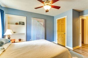 House (3 Bedrooms) | Interior - Walk to Mueller Lake Park! Home w/ Patio & Yard (Austin)