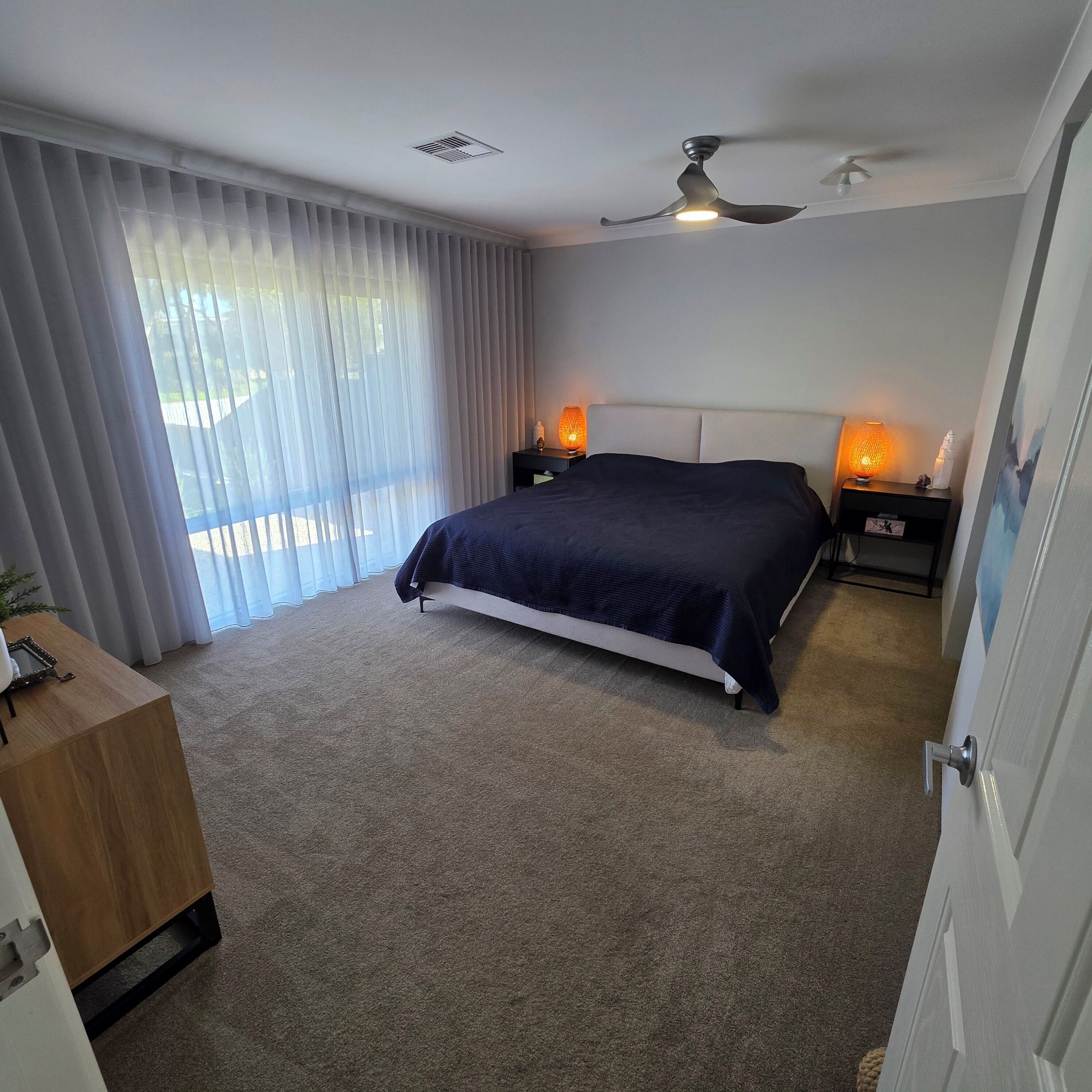 3 bedrooms, iron/ironing board, travel crib, free WiFi