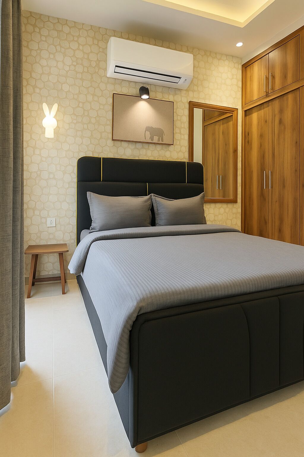 Une chambre moderne avec un grand lit, un appareil de climatisation, une petite table de chevet et des armoires en bois.