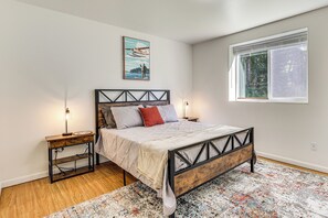 House (4 Bedrooms) | Interior - Spacious & Scenic Wasilla Getaway Near Adventures (Wasilla)