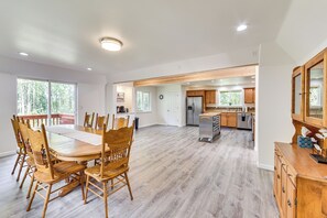 House (4 Bedrooms) | Interior - Spacious & Scenic Wasilla Getaway Near Adventures (Wasilla)
