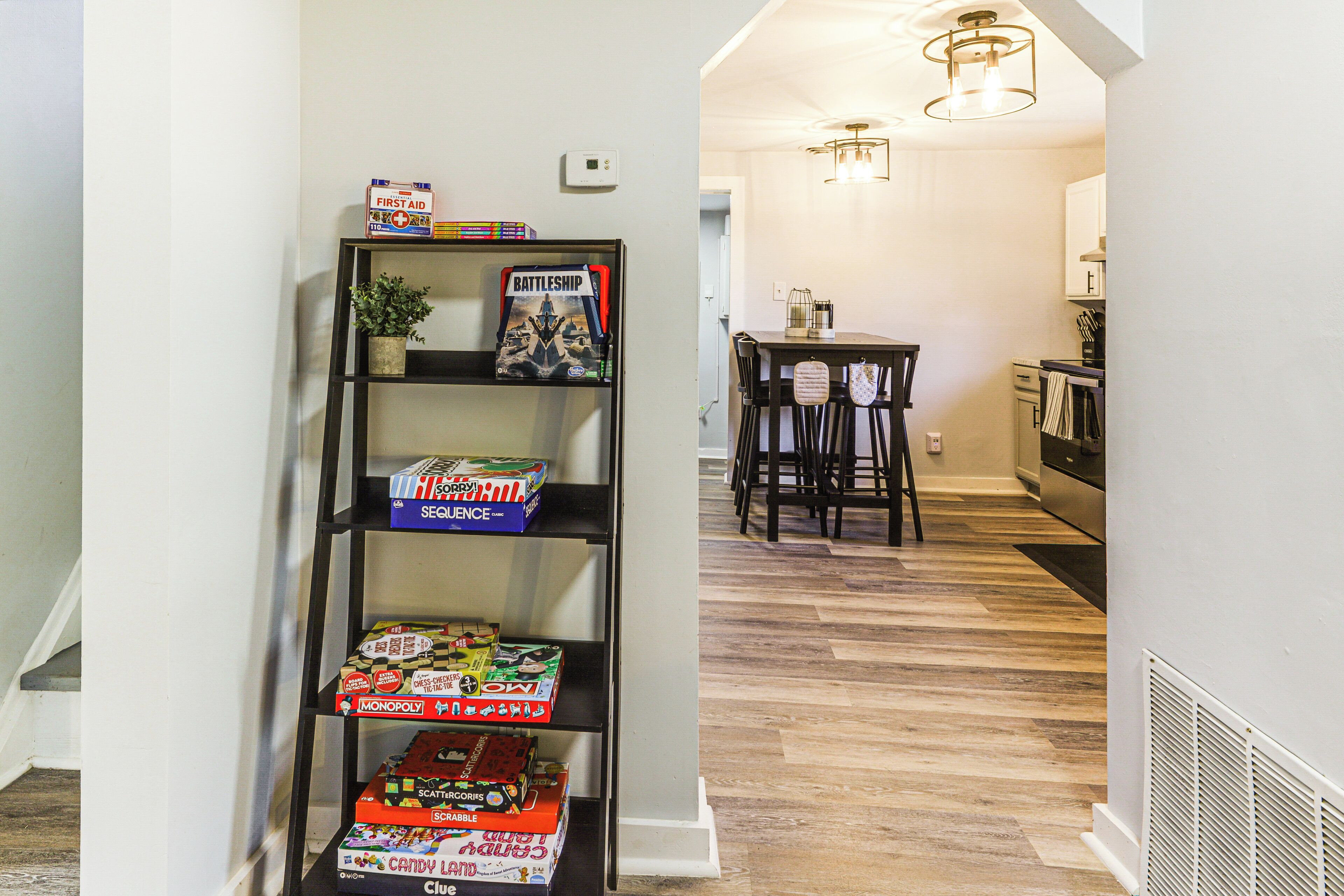 House (2 Bedrooms) | Interior