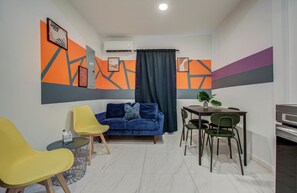 Téléviseur, bureau