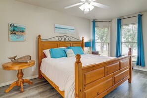 House (4 Bedrooms) | Interior - Bring Your Boat! Lakefront Home w/ Dock in Grove (Grove)