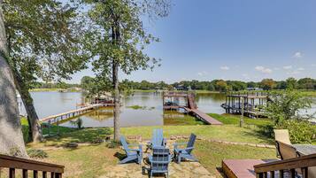 House (3 Bedrooms) | Front of property