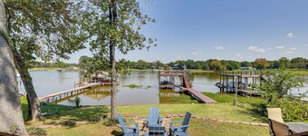 Lakefront Escape w/ Game Room & Dock in Mabank!