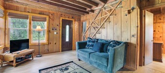 Family-friendly Lupton Cabin Near Lake & Trails