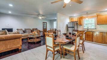 Nhà (3 Bedrooms) | Nội thất