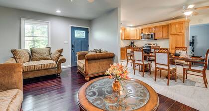 Waterfront Home w/ Deck & Yard, 4 Mi to Farmville!