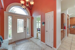 House (4 Bedrooms) | Interior - 5 Acres! Countryside Getaway Outside Fort Worth (Crowley)