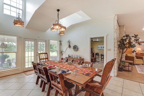 House (4 Bedrooms) | Interior - 5 Acres! Countryside Getaway Outside Fort Worth (Crowley)