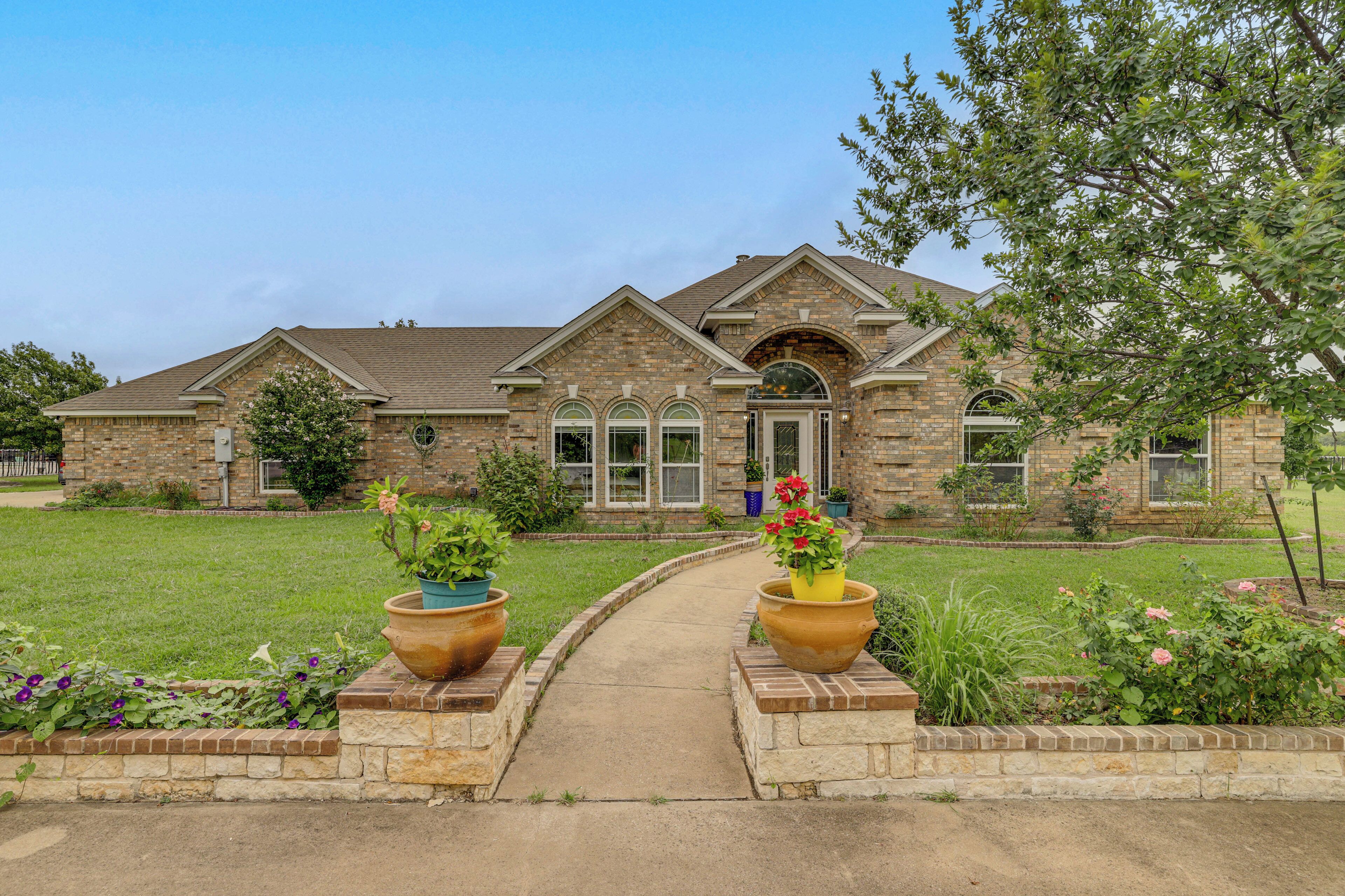 Talo (4 Bedrooms) | Sisätilat