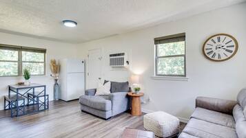 House (2 Bedrooms) | Front of property