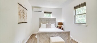 < 1 Mi to Cherokee Casino Sallisaw! Home Near I-40