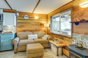 Casa (2 Bedrooms) | Interior