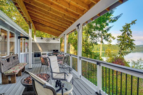 Hood Canal Views: Remote Cabin in Quilcene!