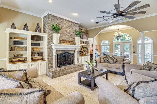 'georgia's Nature Retreat' on Old Mill Pond!