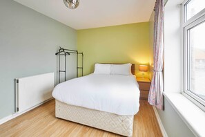 2 Schlafzimmer, Bügeleisen/Bügelbrett, Reisekinderbett, WLAN