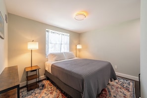 2 bedrooms, WiFi, bed sheets - Welcome to the Loft at Anastasia (saint augustine)