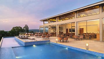 Sun deck