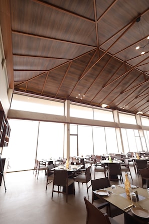 Restaurant - Ayati Resort & Spa (Kaswand)