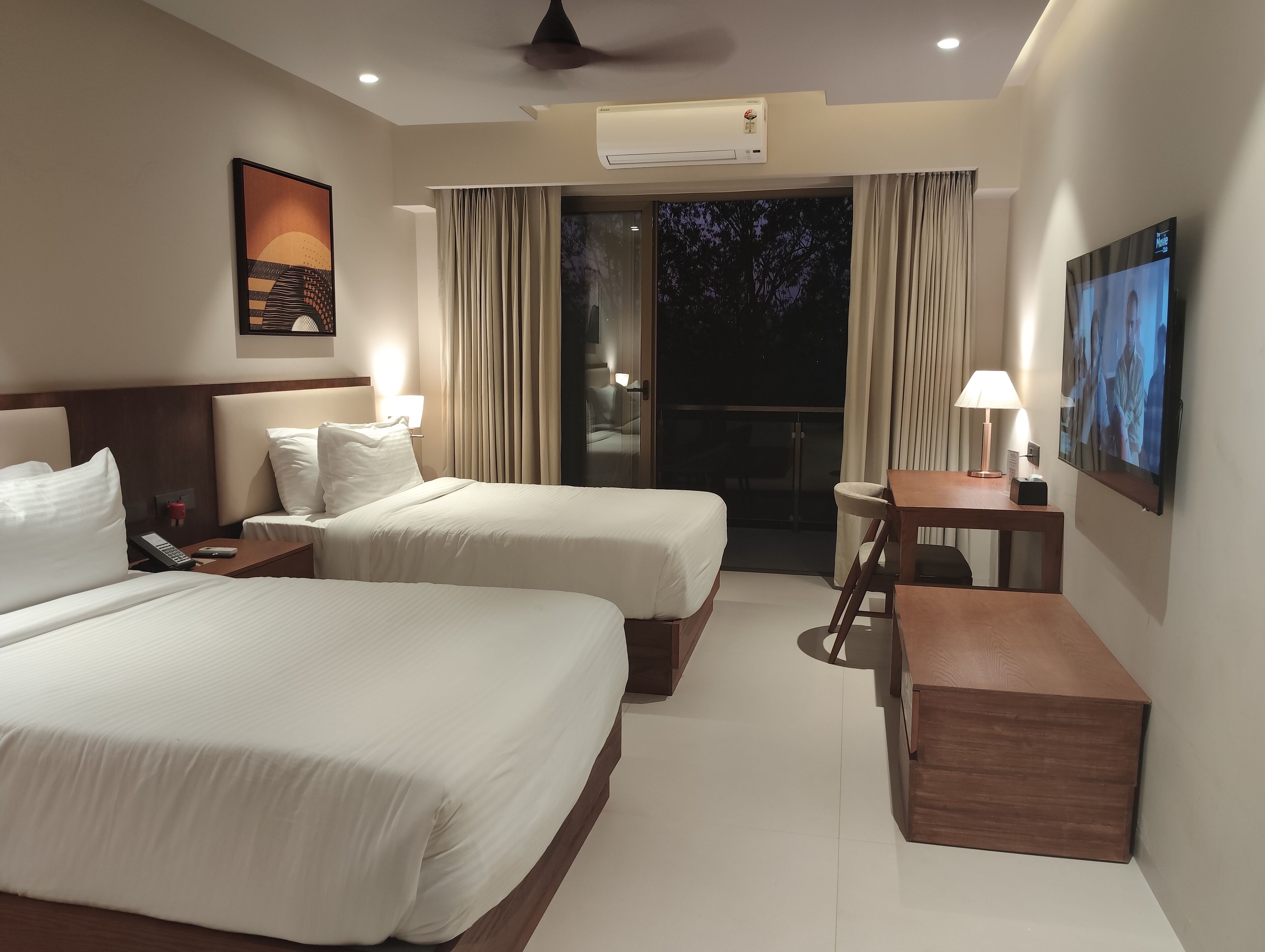 Sattva room with valley view and balcony | Premium bedding, minibar, iron/ironing board, free WiFi