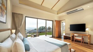 Amora valley view cottage with swimming pool
