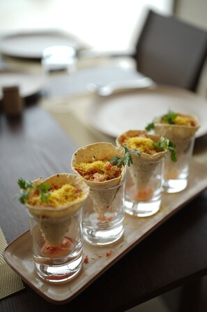 Food and drink - Ayati Resort & Spa (Kaswand)