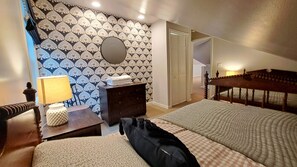 3 bedrooms, iron/ironing board, free WiFi, bed sheets