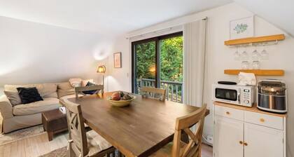 Cedar Bluff Carriage House