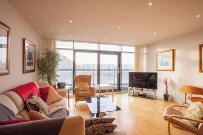 Apartment with river view, next to hydro