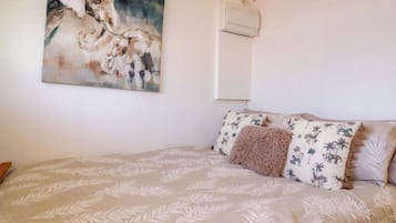 2 bedrooms, individually decorated, individually furnished