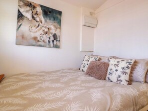 2 室のベッドルーム、客室ごとに異なる装飾、客室ごとに異なるインテリア