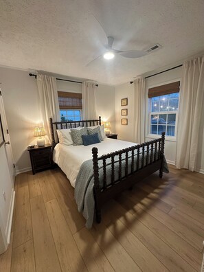 3 室のベッドルーム、WiFi、ベッドシーツ