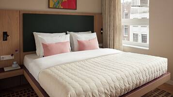 Appartement, 1 slaapkamer | Luxe beddengoed, een kluis op de kamer, individueel gedecoreerd