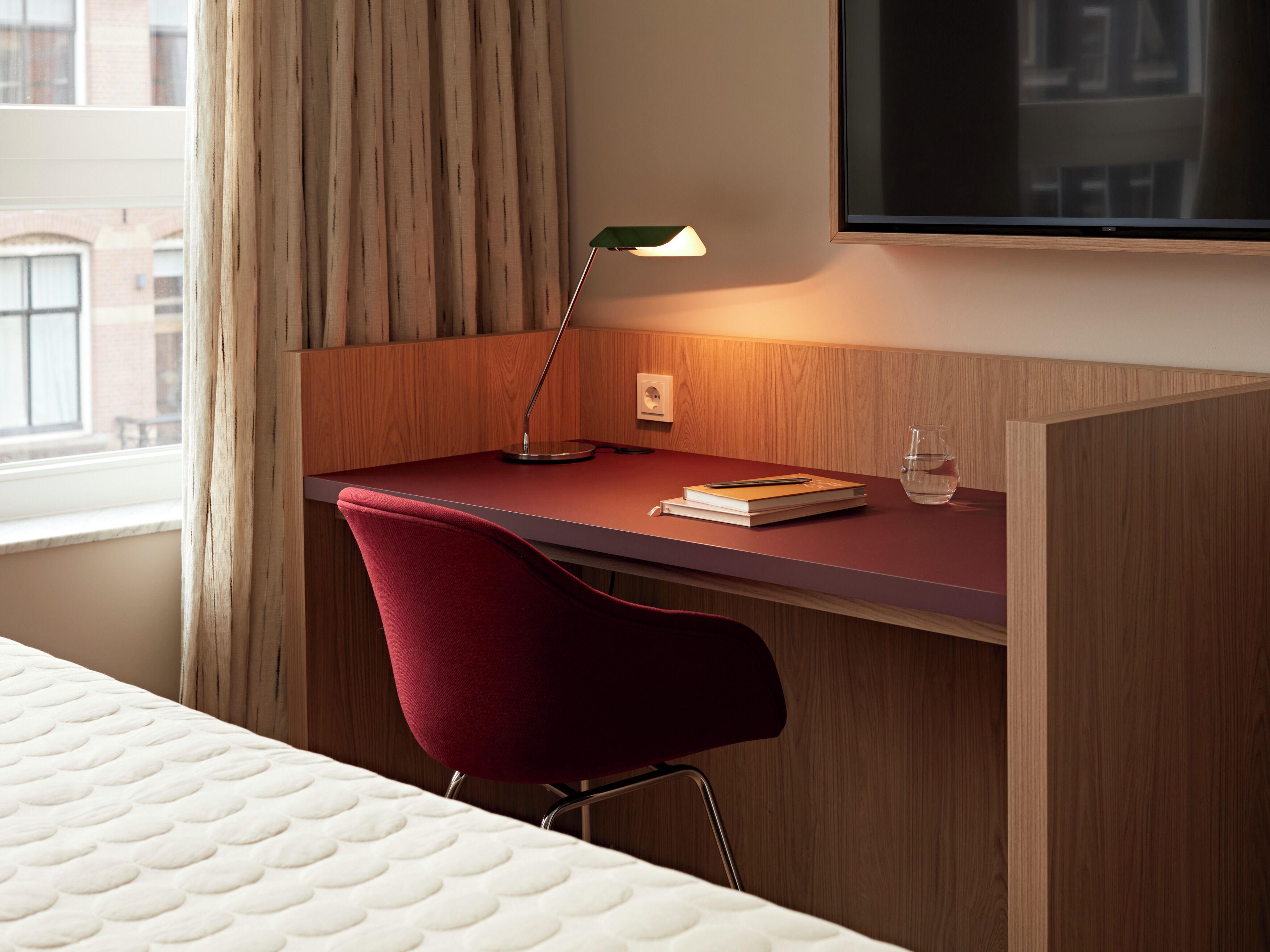 Appartement, 1 slaapkamer | Luxe beddengoed, een kluis op de kamer, individueel gedecoreerd