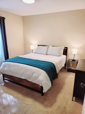 3 bedrooms, iron/ironing board, free WiFi, bed sheets