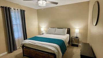 3 chambres, fer et planche Ă repasser, Wi-Fi gratuit, draps fournis